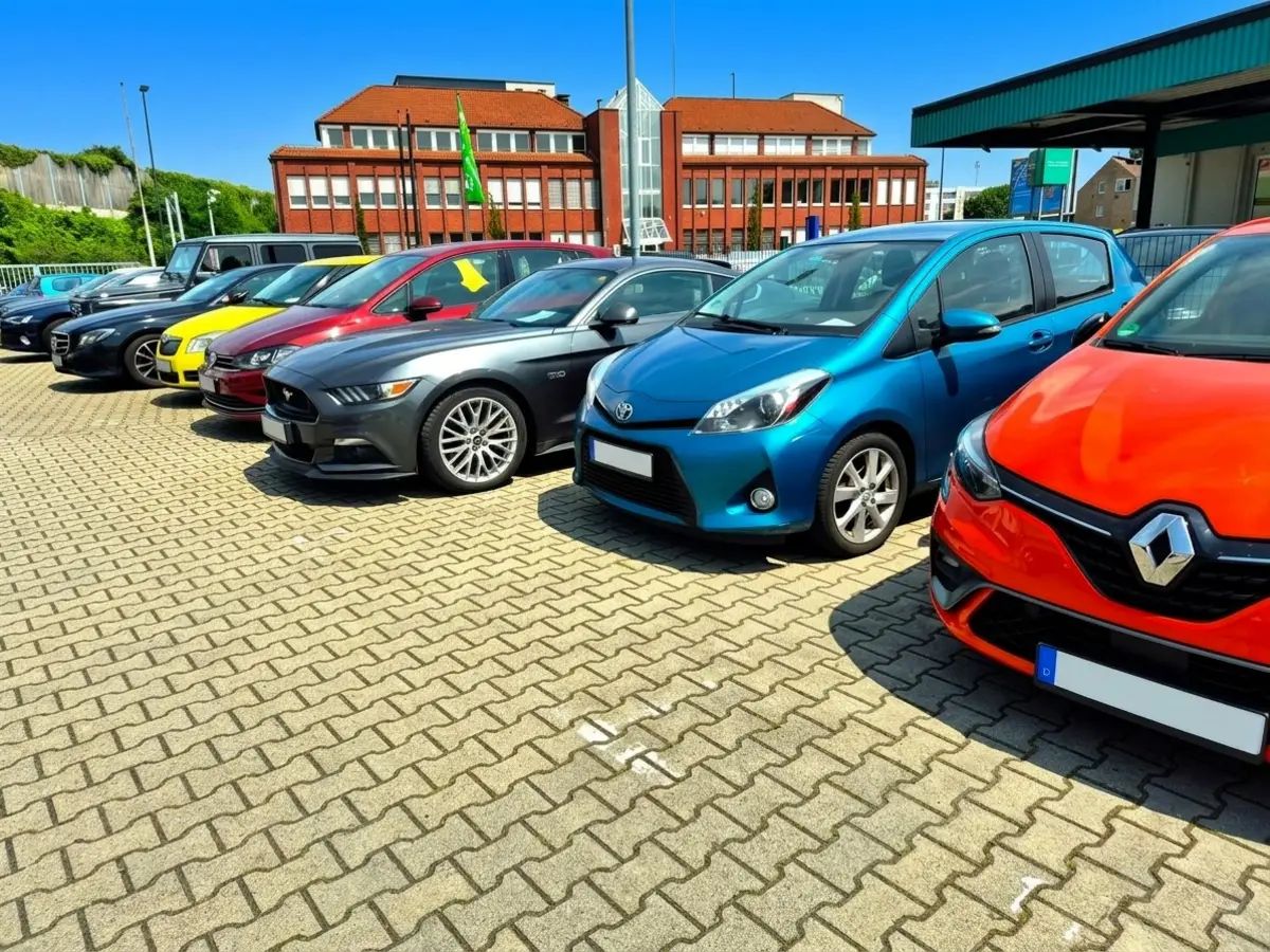 BigParking Düsseldorf - Shuttle - Außenparkplatz