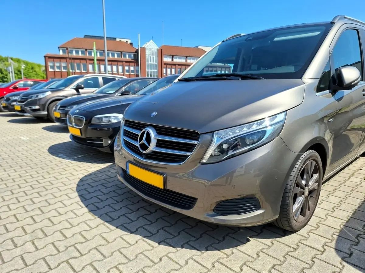 BigParking Düsseldorf - Shuttle - Außenparkplatz 3