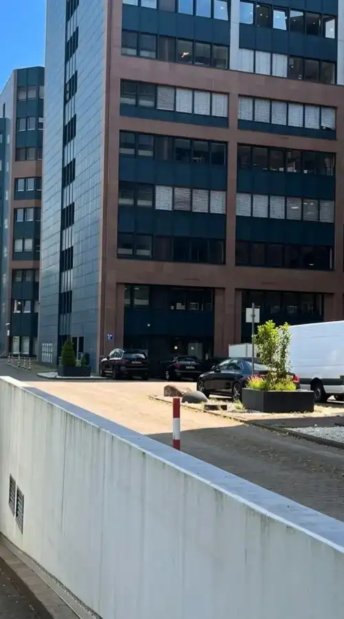 Cleverparken-24 Frankfurt – Shuttle - Otopark 3