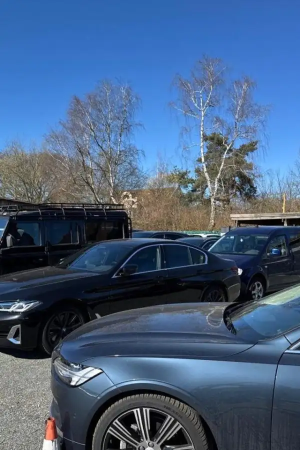 Drive In & Fly Hannover – Valet – Außenparkplatz
