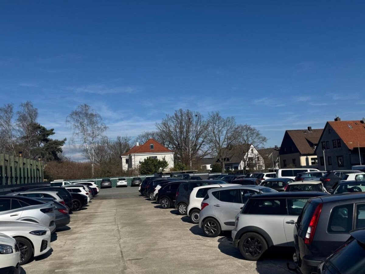 Drive In & Fly Hannover – Shuttle – Außenparkplatz