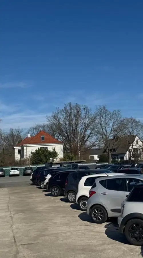 Drive In & Fly Hannover – Valet – Außenparkplatz 2