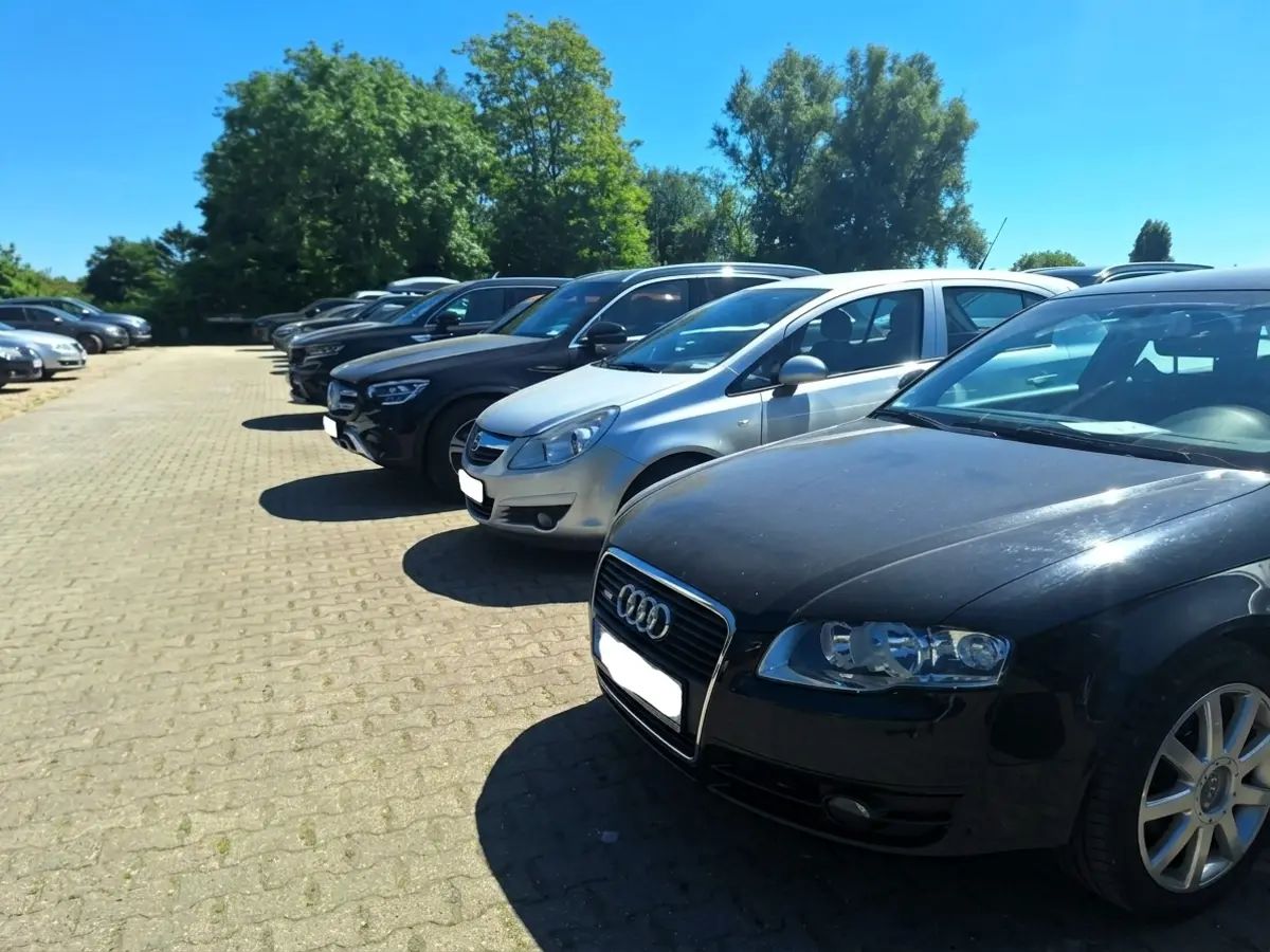 DUS Parking Düsseldorf – Shuttle – Außenparkplatz 5