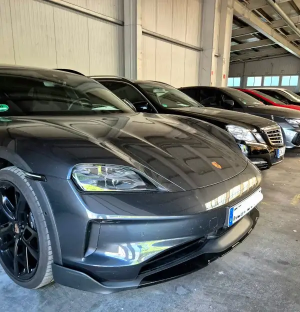 DUS Parking Düsseldorf – Shuttle – Parkhaus