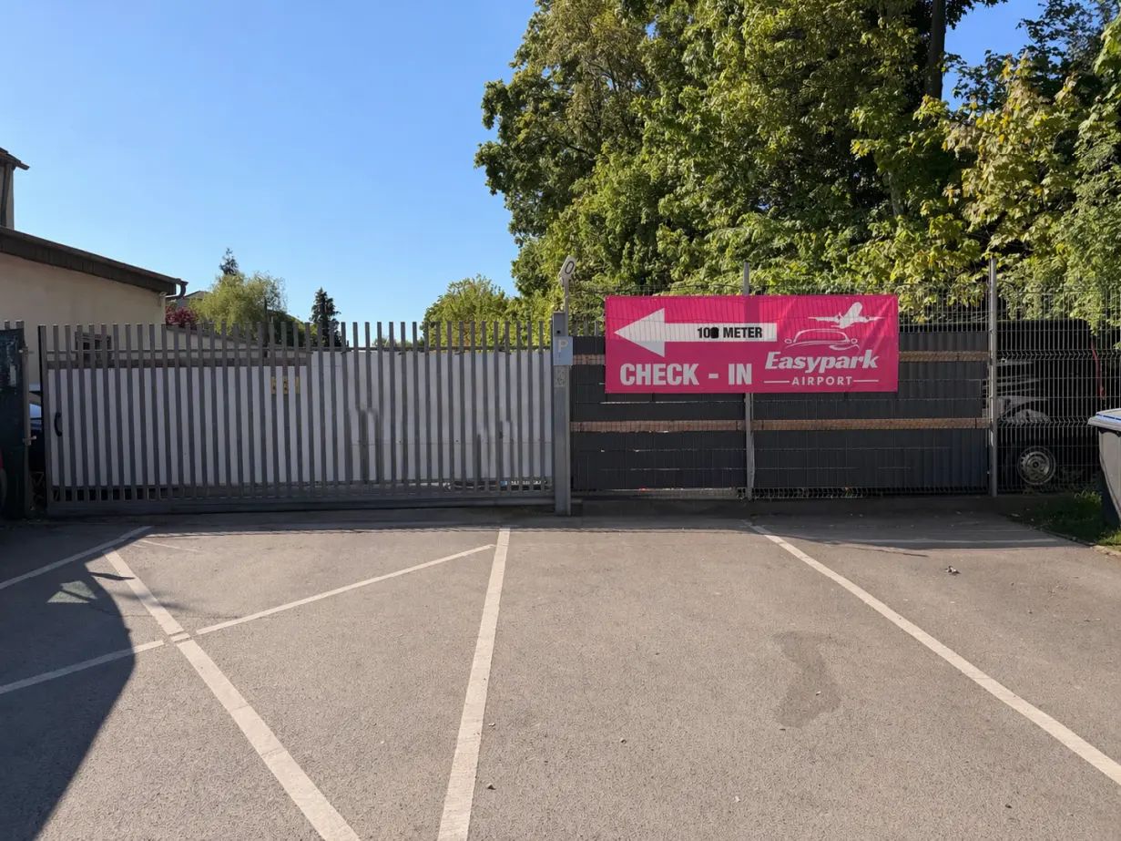 Easypark Airport Köln – Shuttle - Außenparkplatz 5