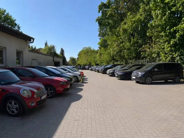 Easypark Airport Outdoor Car Park