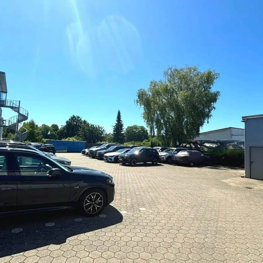 First Park & Fly Hamburg – Valet - Außenparkplatz
