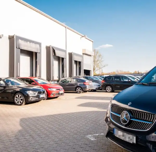 Flypa Düsseldorf - Shuttle - Außenparkplatz