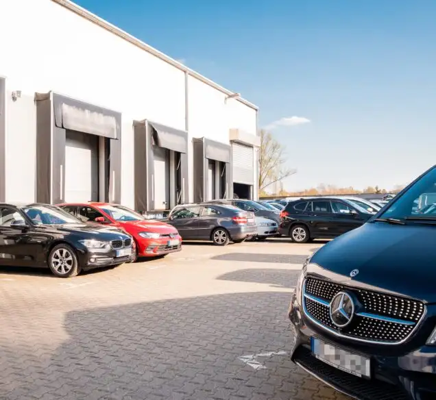 Flypa Düsseldorf - Shuttle - Außenparkplatz