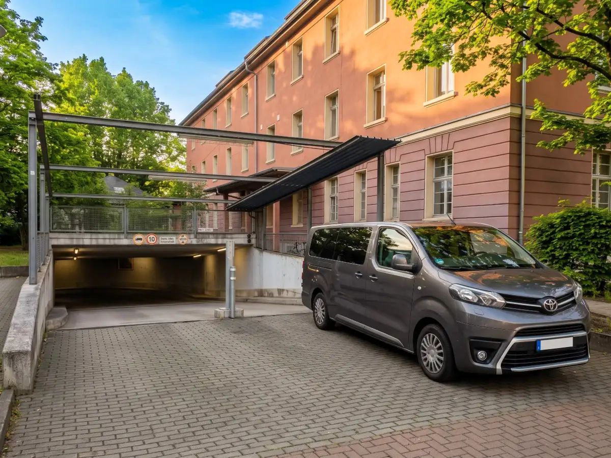 Frankfurt Car Parking - Shuttle - Tiefgarage