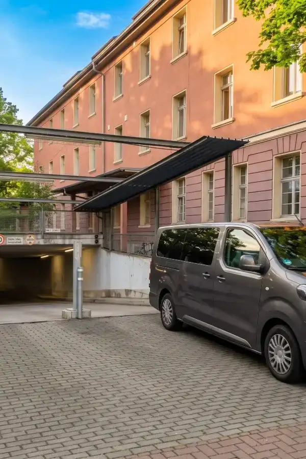 Frankfurt Car Parking - Shuttle - Tiefgarage