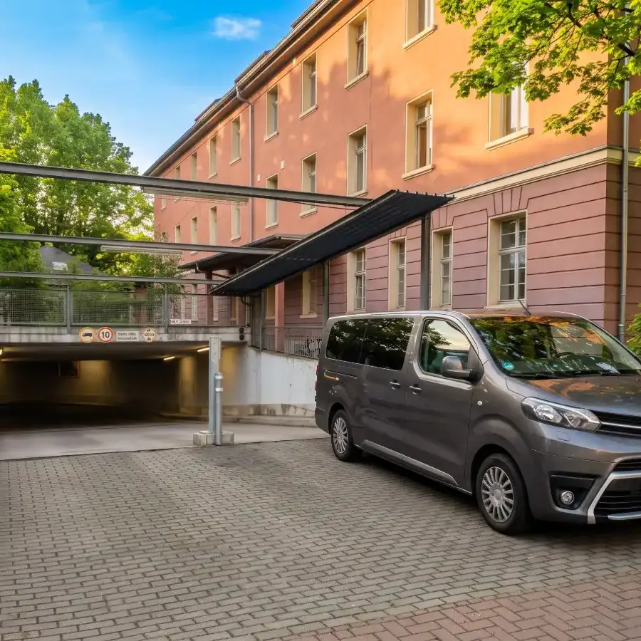 Frankfurt Car Parking - Shuttle - Tiefgarage