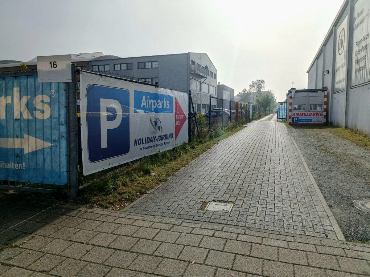 Holiday-Parking Bremen – Shuttle – Außenparkplatz 2