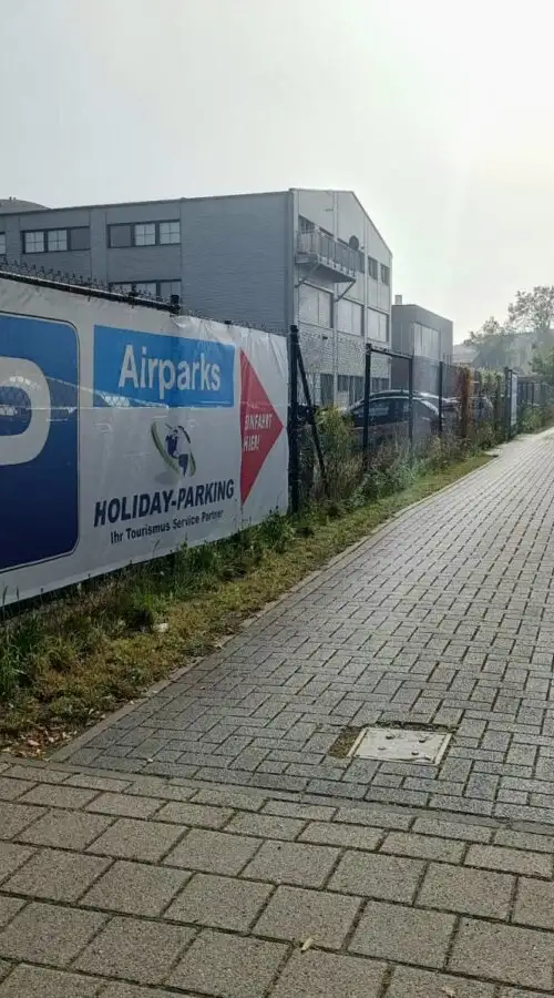 Holiday-Parking Bremen – Shuttle – Außenparkplatz 2