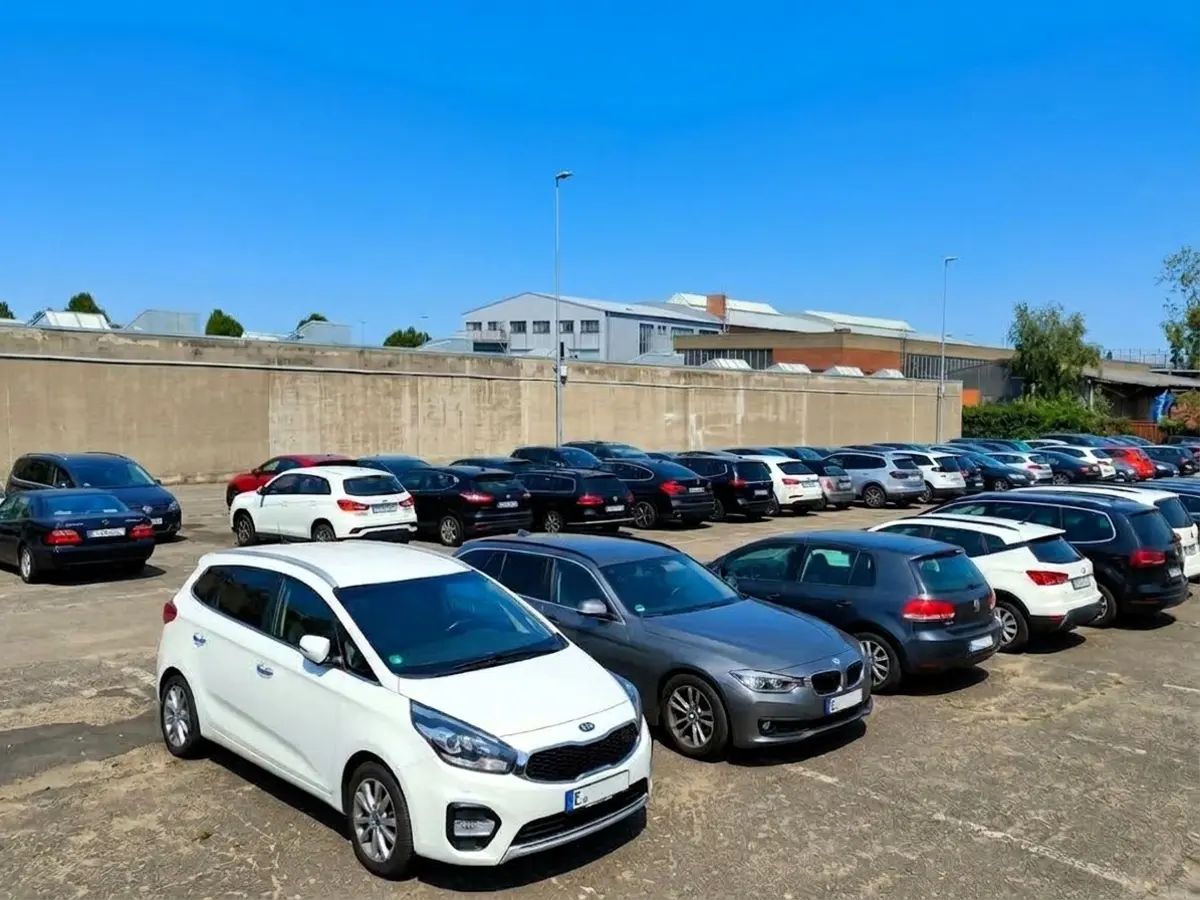 Holiday-Parking Bremen – Shuttle – Buitenparkeerplaats 2
