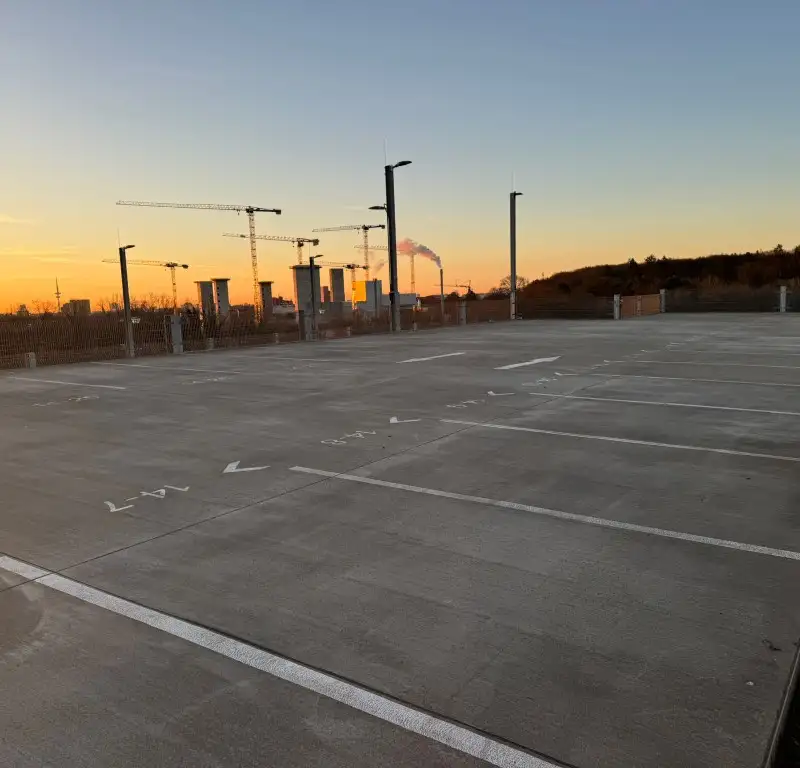 Park and Fly PRO Hamburg – Shuttle - Außenparkplatz (Oberdeck) 2