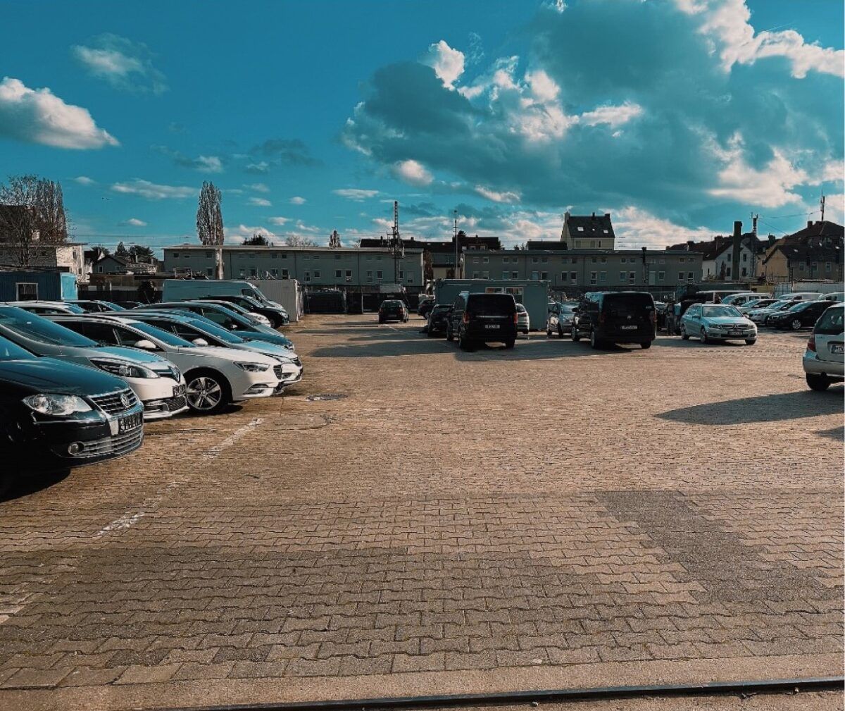 SafetyParking24 Frankfurt – Valet - Außenparkplatz