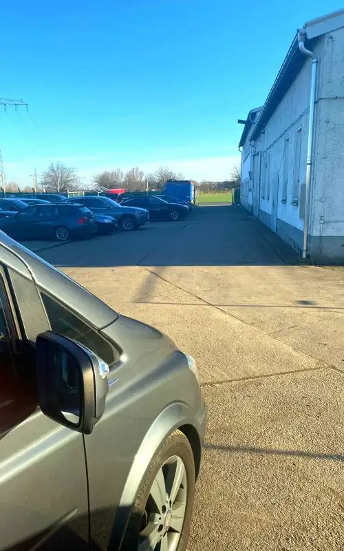 Schlau-Parken Leipzig – Shuttle – Außenparkplatz 4