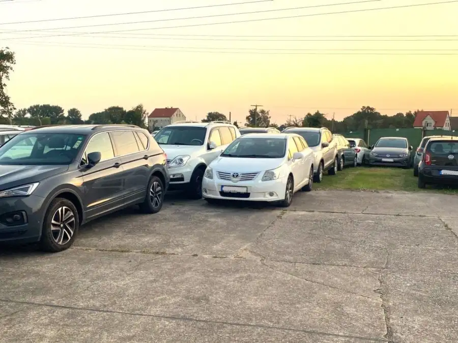 Schlau-Parken Leipzig – Shuttle – Außenparkplatz