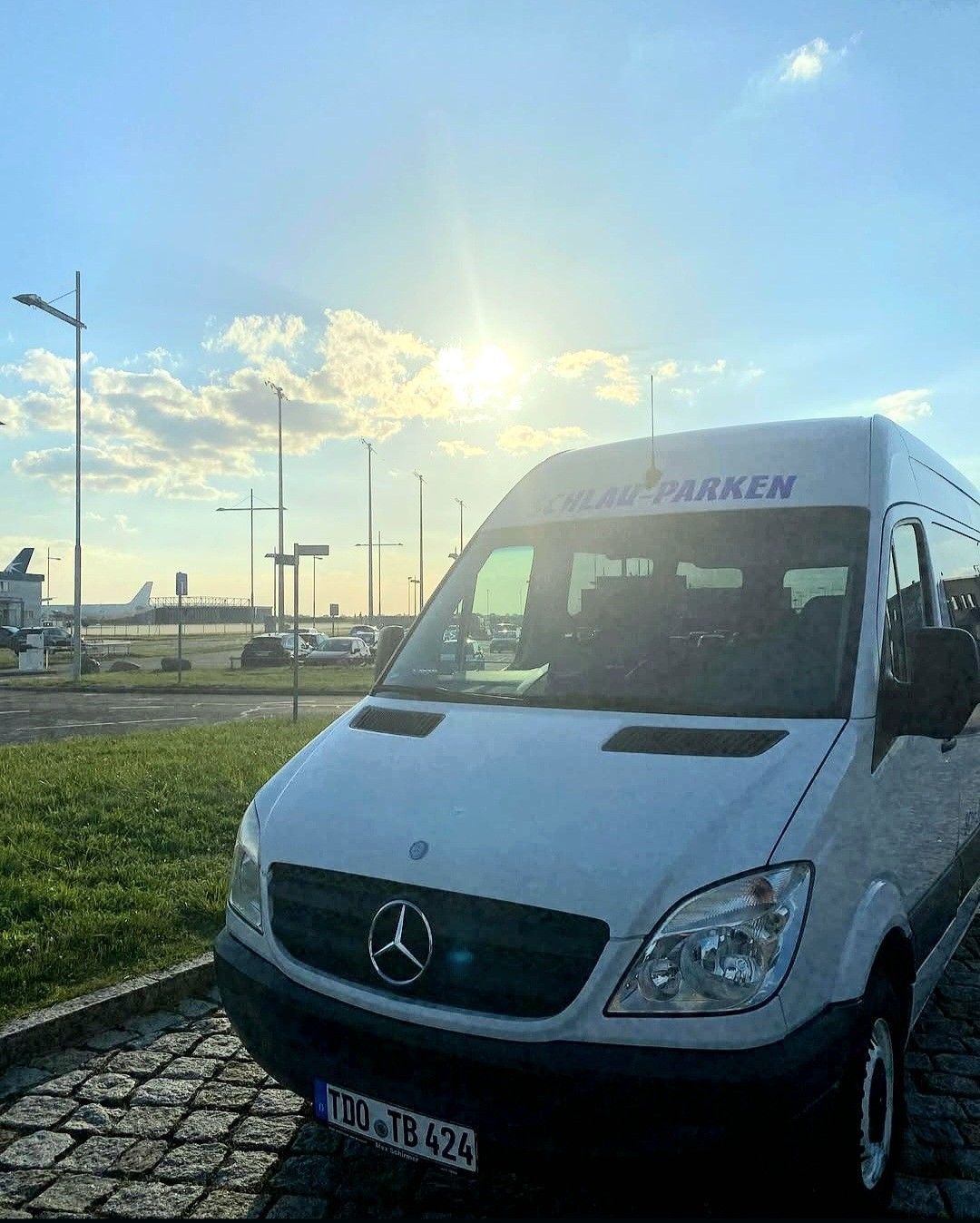Schlau-Parken Leipzig – Shuttle – Parkhaus 4