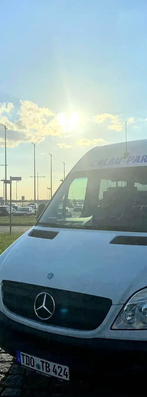Schlau-Parken Leipzig – Shuttle – Parkhaus 4