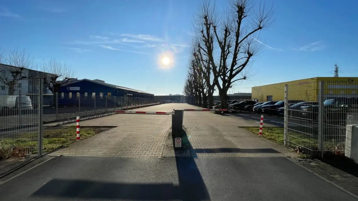Trustpark Frankfurt - Valet - Außenparkplatz 2